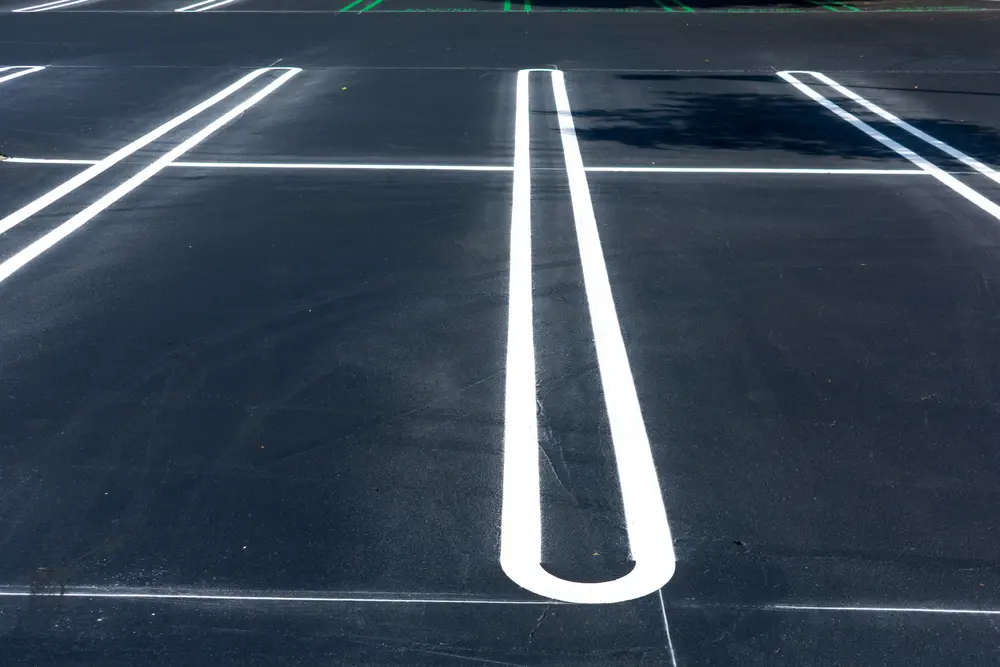 Parking Lot Maintenance Checklist for Property Managers