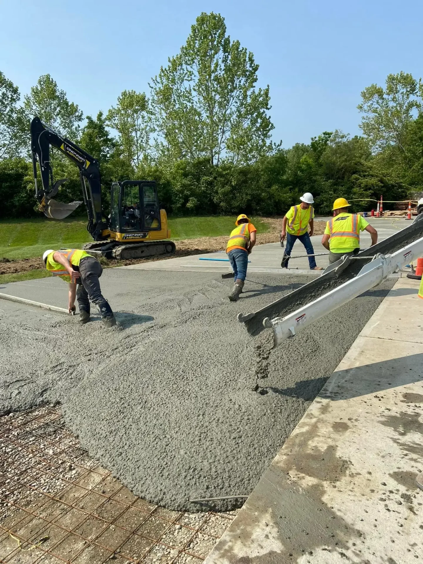 parking lot concrete services