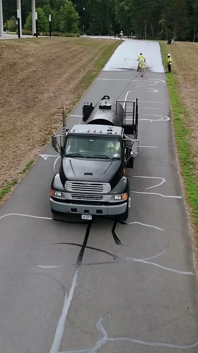 sealcoating a driveway